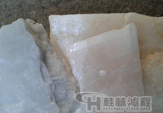 長石，長石粉，長石的用途