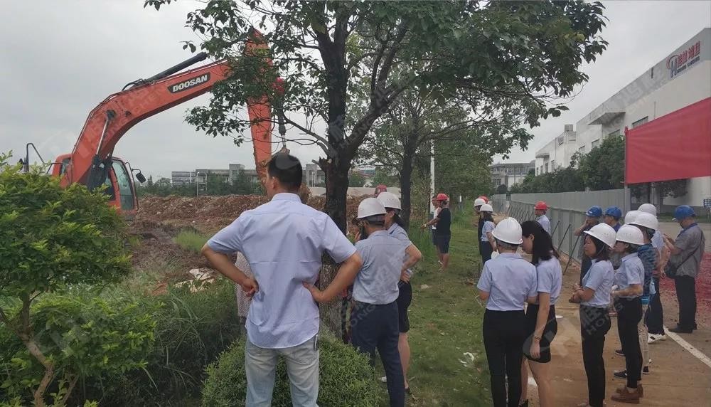 桂林鴻程機電設備有限公司廠區2#生產廠房開工大吉！